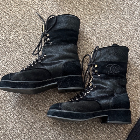 CHANEL Black Heeled Boots - Picture 9 of 11